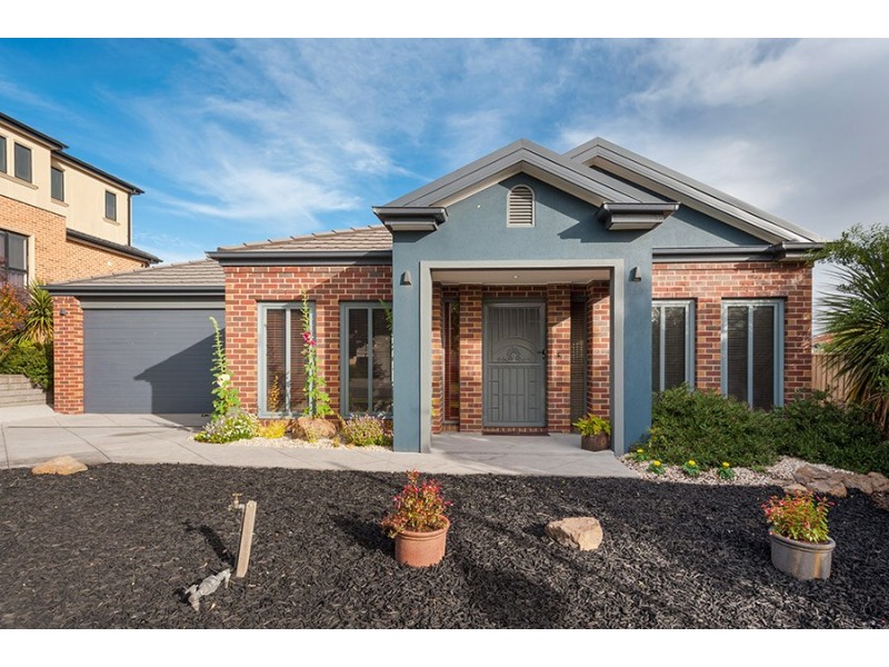 11 Eagleview Way, Craigieburn VIC 3064