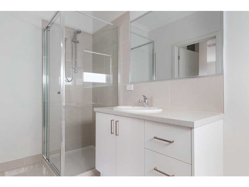 18 Buckland Hill Drive, Wallan VIC 3756