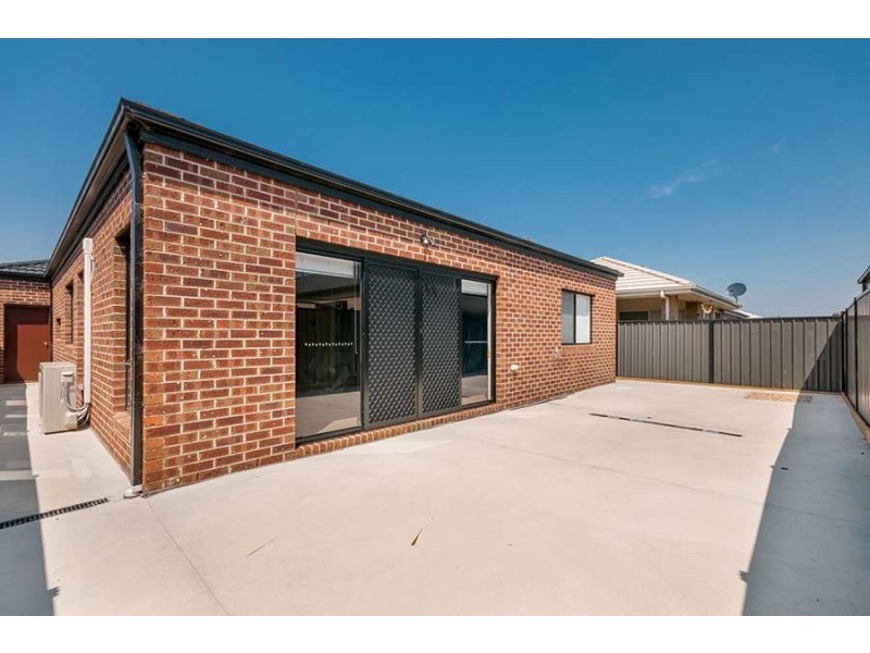 53 Millicent Drive, Craigieburn VIC 3064