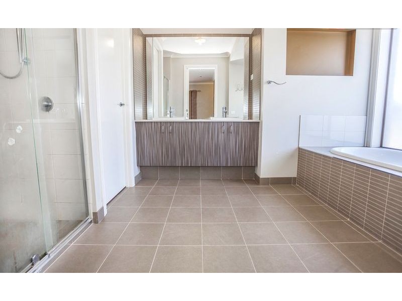 1 Canopy Way, Craigieburn VIC 3064