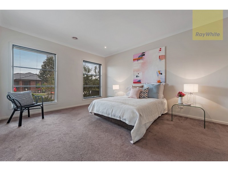 8 Lion Chase, Craigieburn VIC 3064