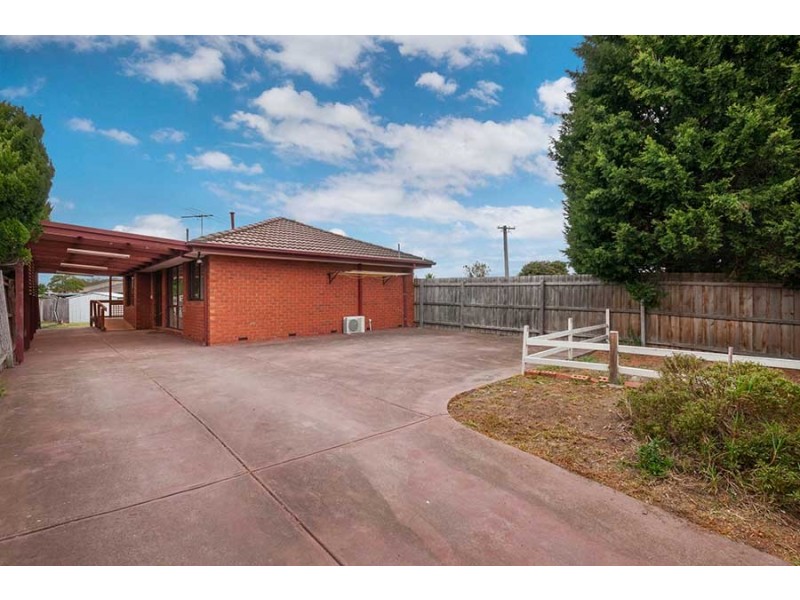 2 Silverton Court, Craigieburn VIC 3064