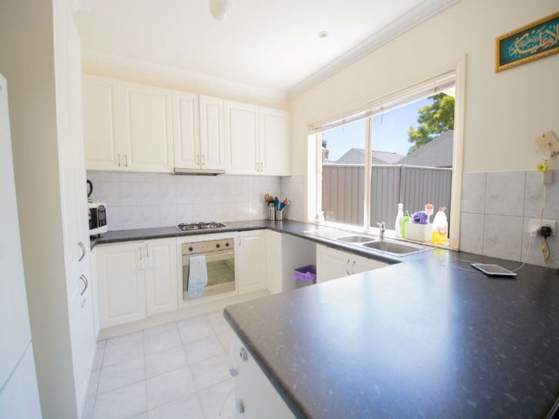 29 Franklin Avenue, Roxburgh Park VIC 3064