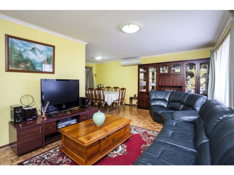 4 Banbury Crescent, Craigieburn VIC 3064