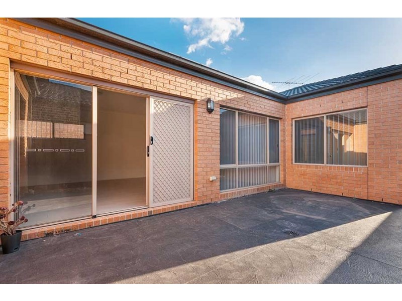 13 Falls Avenue, Craigieburn VIC 3064