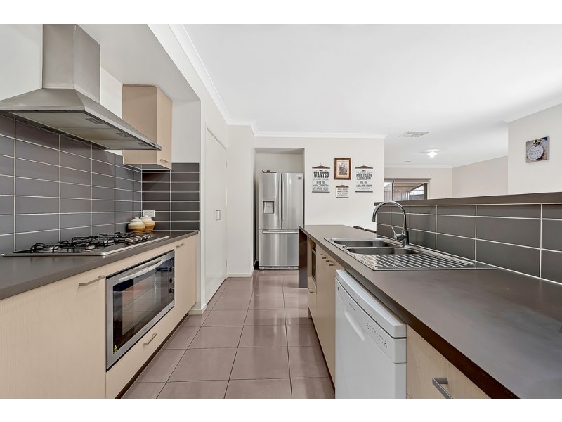 34 Taylan Street, Craigieburn VIC 3064