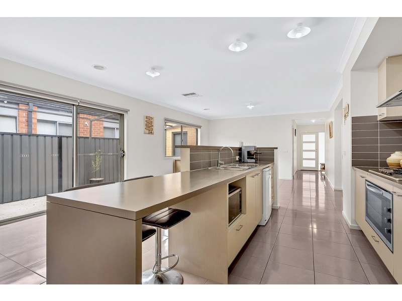 34 Taylan Street, Craigieburn VIC 3064