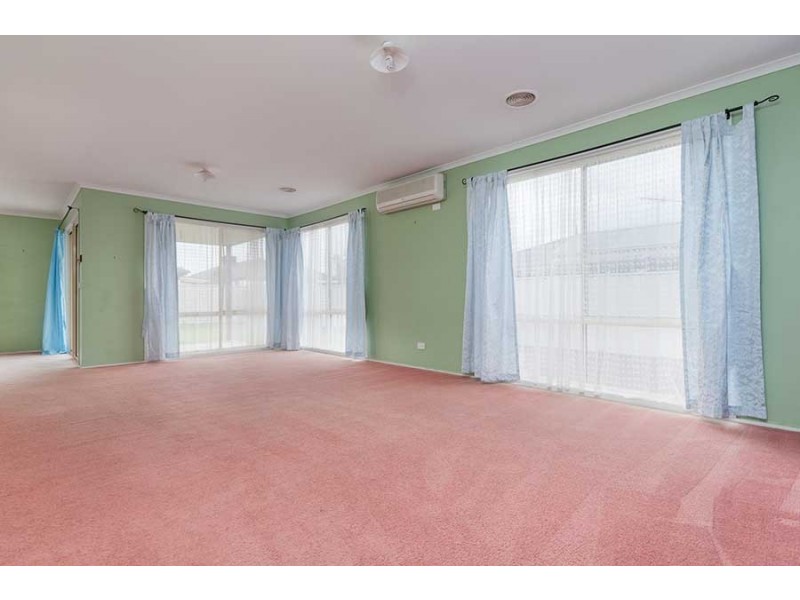 42 Emerald Circuit, Craigieburn VIC 3064