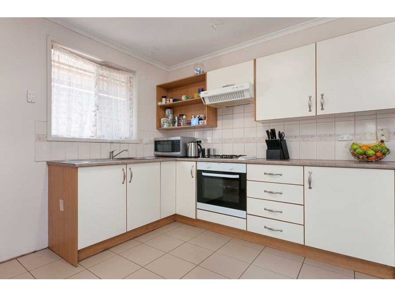 54 Gillingham Crescent, Craigieburn VIC 3064