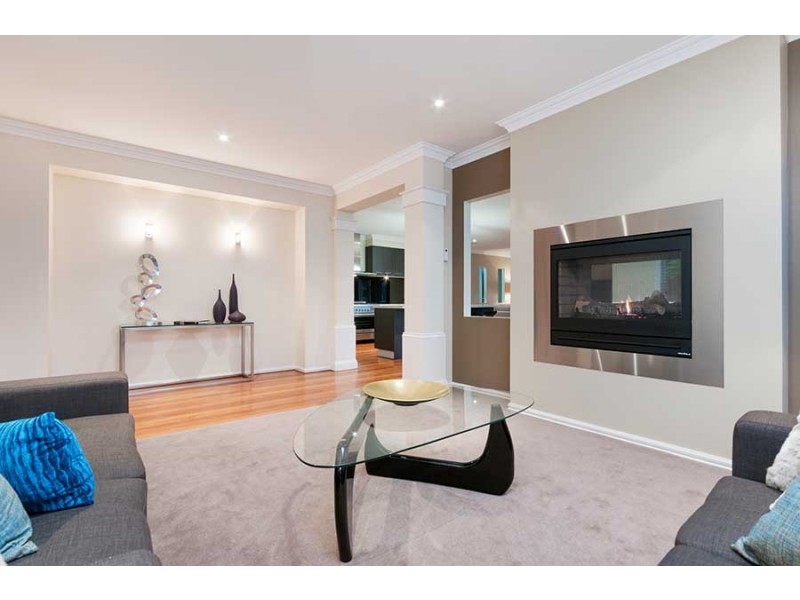 3 Ravenwoods Way, Craigieburn VIC 3064