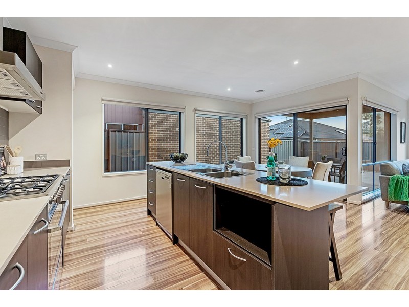 2 Powell Street, Craigieburn VIC 3064