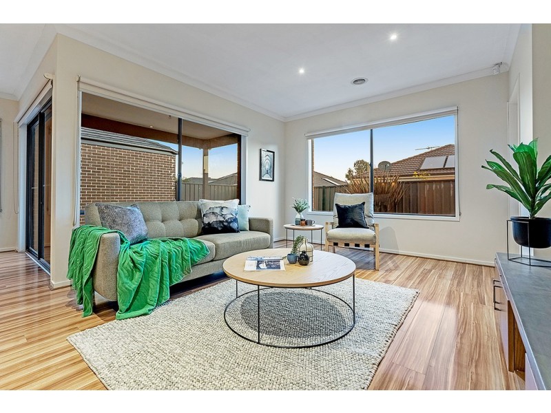 2 Powell Street, Craigieburn VIC 3064
