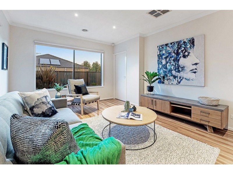 2 Powell Street, Craigieburn VIC 3064