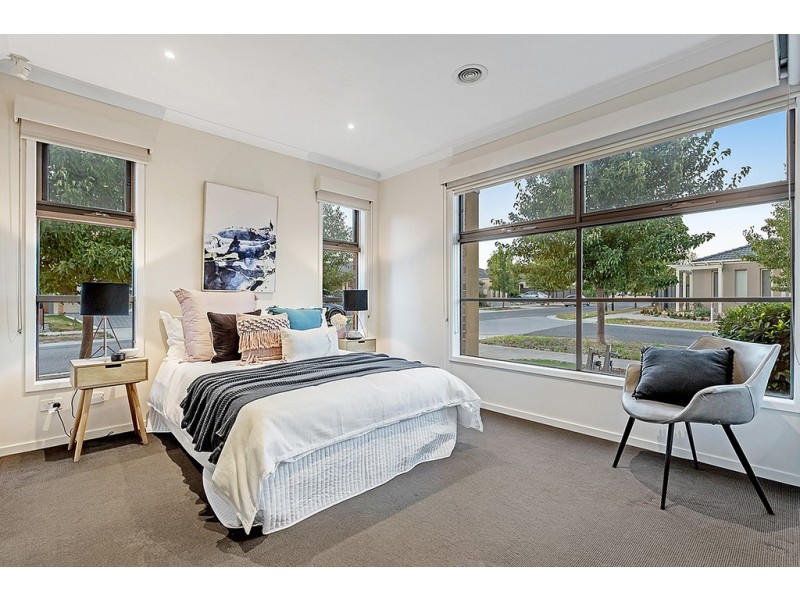 2 Powell Street, Craigieburn VIC 3064