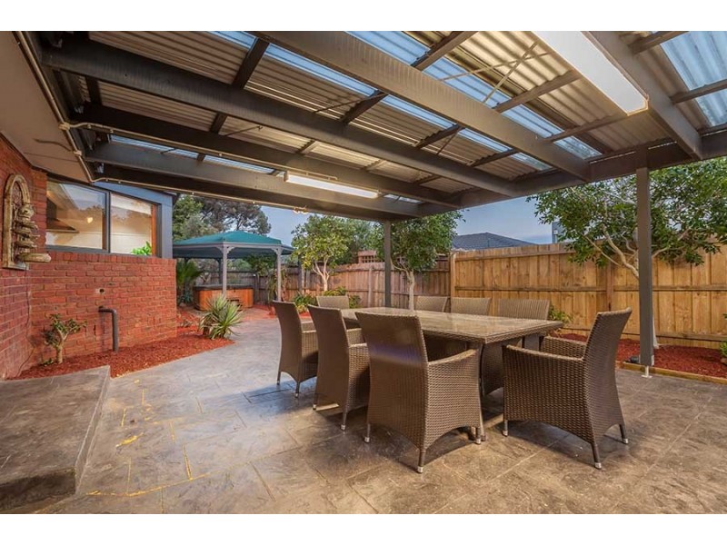 9 Heversham Grove, Greenvale VIC 3059