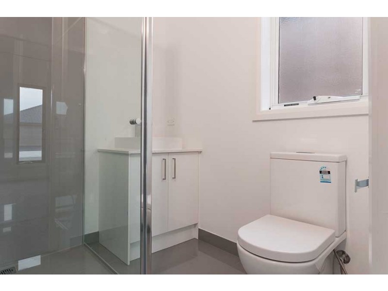 25 Viewmont Avenue, Craigieburn VIC 3064
