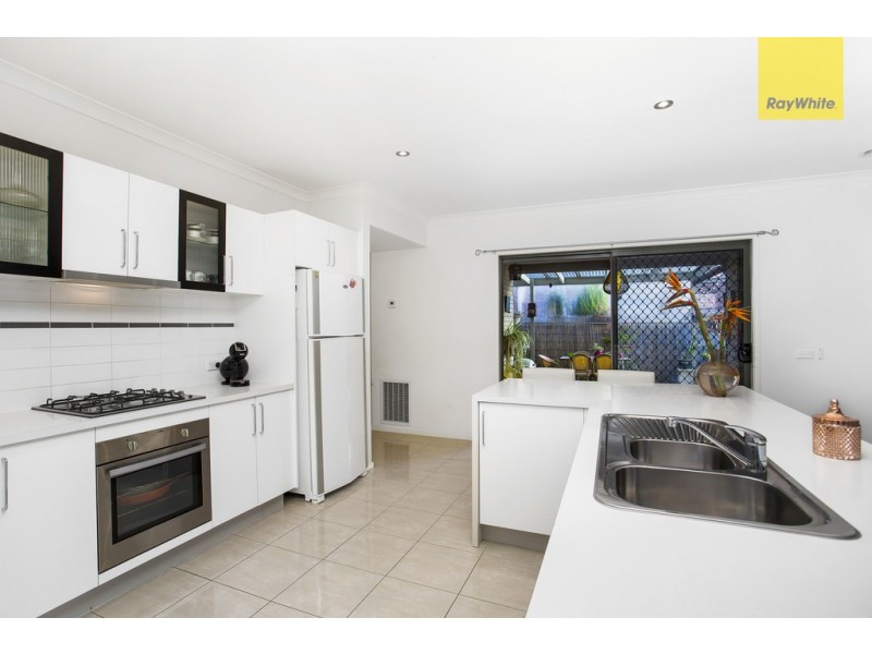 25 Dempster Drive, Craigieburn VIC 3064