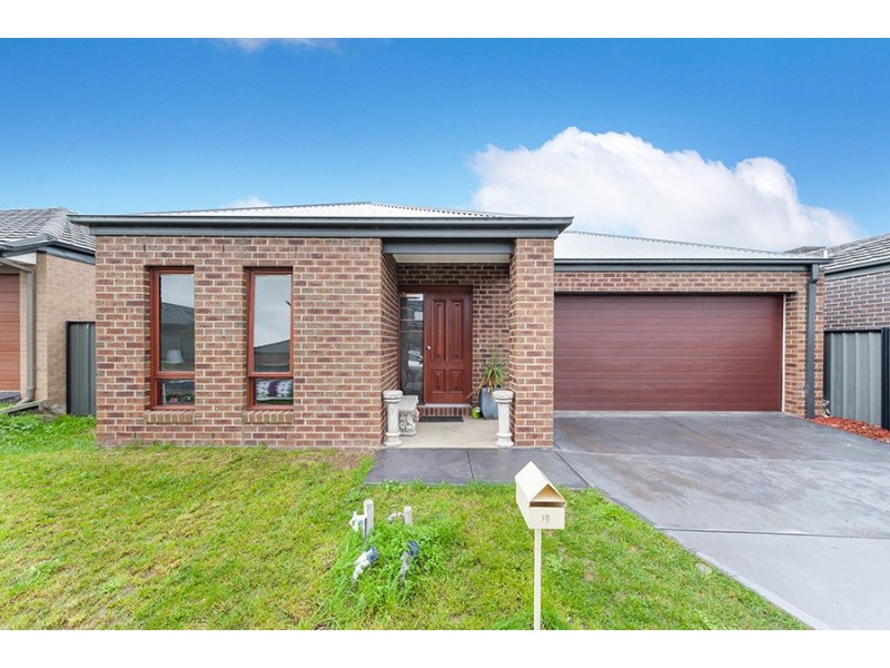 16 Falkland Road, Craigieburn VIC 3064