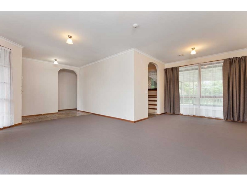 31 Banbury Crescent, Craigieburn VIC 3064