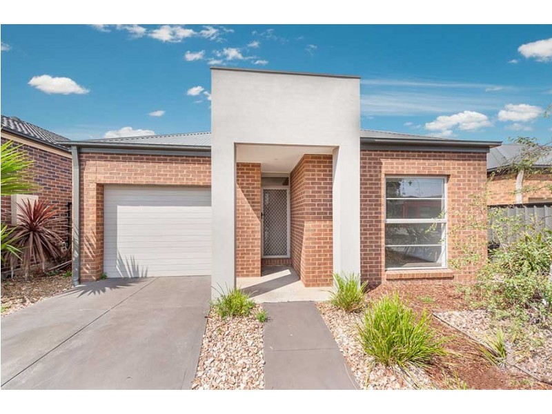 7 Hartow Street, Craigieburn VIC 3064