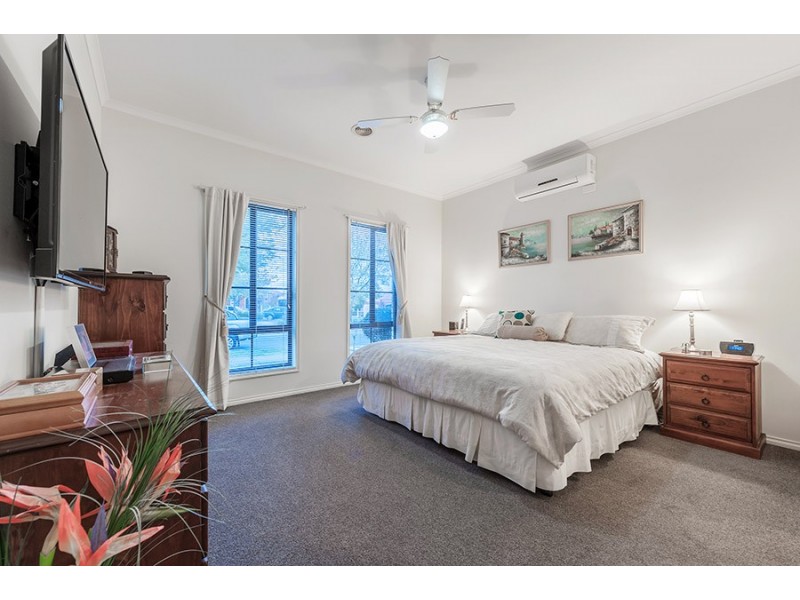 104 Royal Terrace, Craigieburn VIC 3064