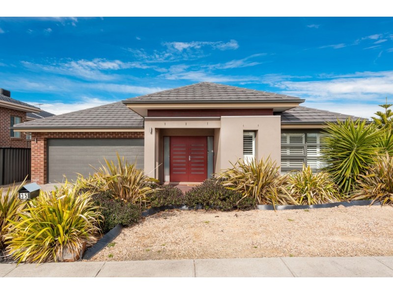 35 Candlebark Drive, Greenvale VIC 3059