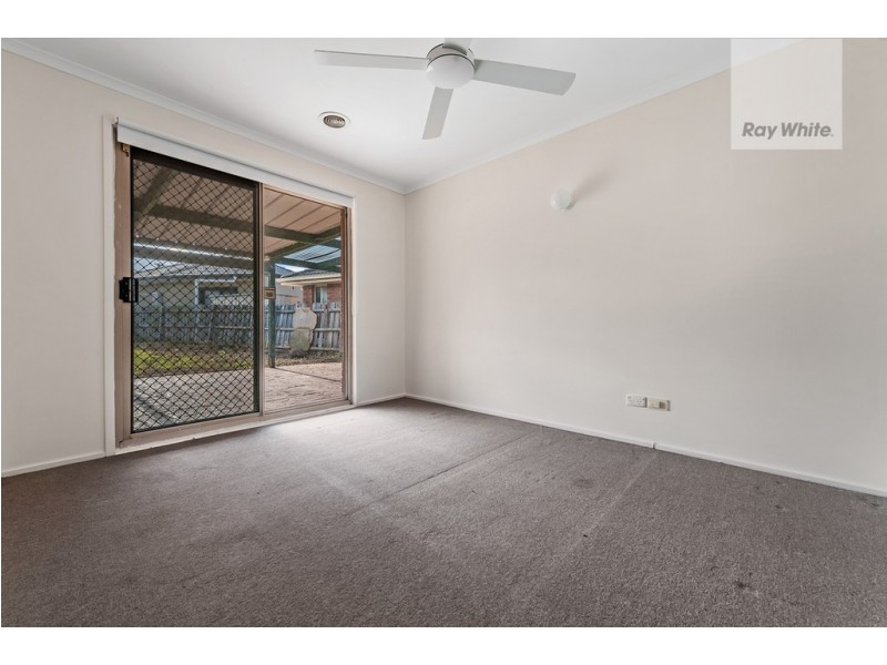 54 Gillingham Crescent, Craigieburn VIC 3064