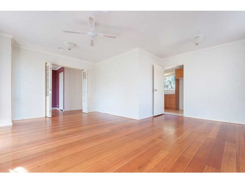 4 Waverley Court, Craigieburn VIC 3064