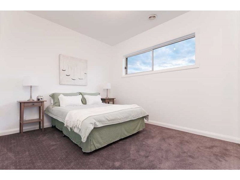 4 Cardigan Street, Craigieburn VIC 3064