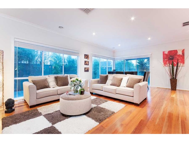 29 Hurlingham Way, Craigieburn VIC 3064