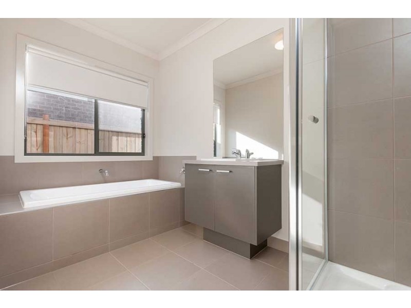22 Primavera Way, Mickleham VIC 3064