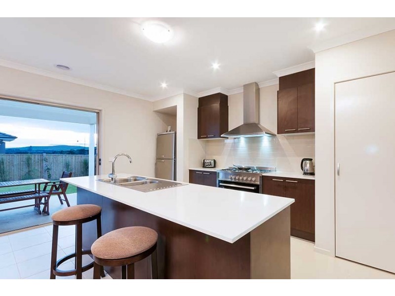 33 Ambrosia Way, Beveridge VIC 3753