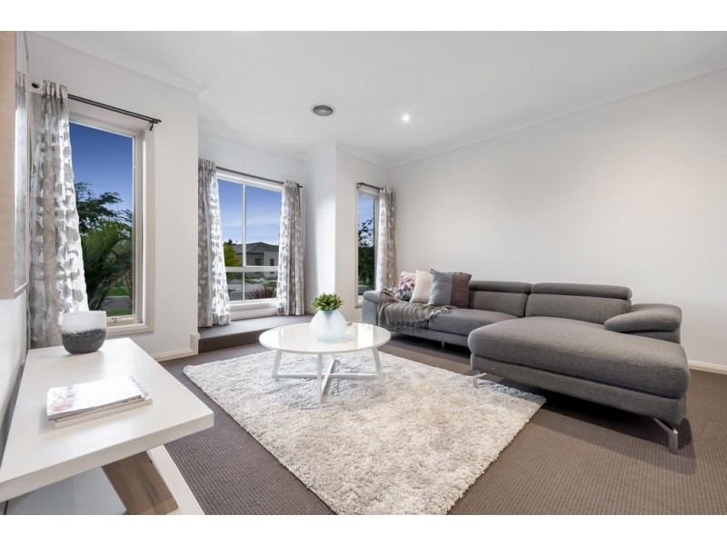 31 Thorngrove Avenue, Craigieburn VIC 3064