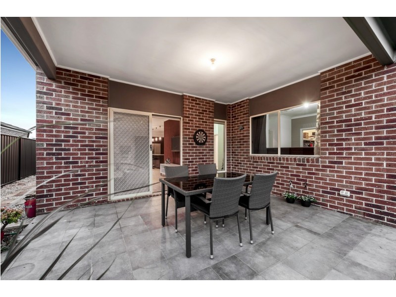 31 Thorngrove Avenue, Craigieburn VIC 3064