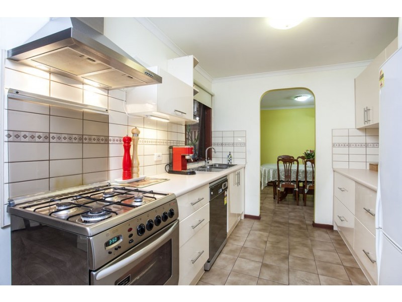 4 Banbury Crescent, Craigieburn VIC 3064