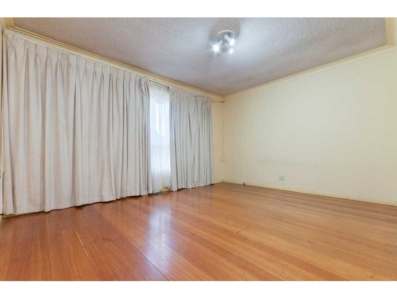 17 Selwyn Avenue, Craigieburn VIC 3064