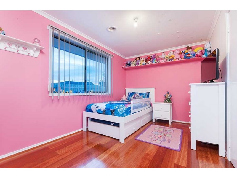 7 Exmouth Road, Craigieburn VIC 3064