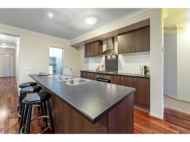 4 Redheugh Street, Craigieburn VIC 3064