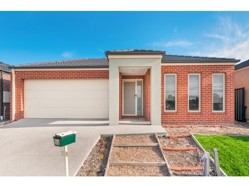 33 Fermont Avenue, Craigieburn VIC 3064