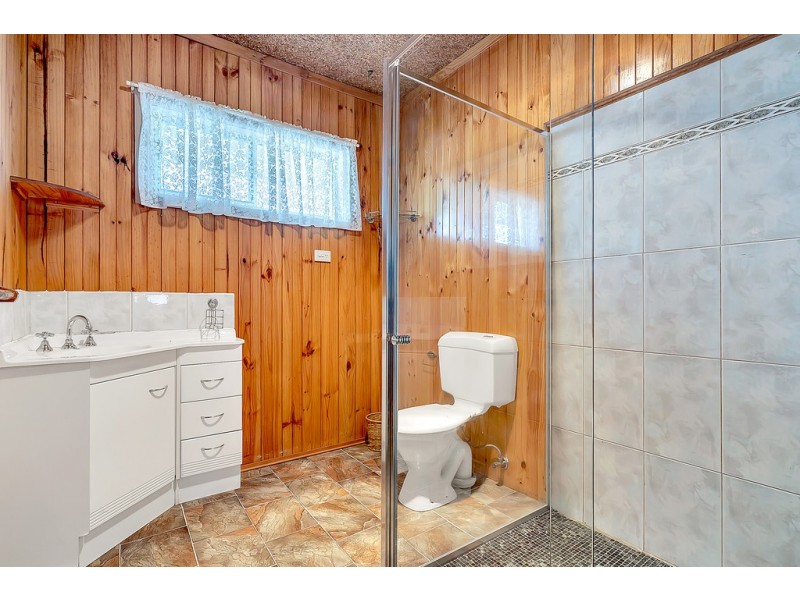 21 Robinson Street, Jacana VIC 3047