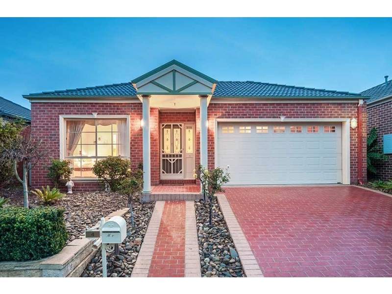 4 Tusmore Rise, Craigieburn VIC 3064