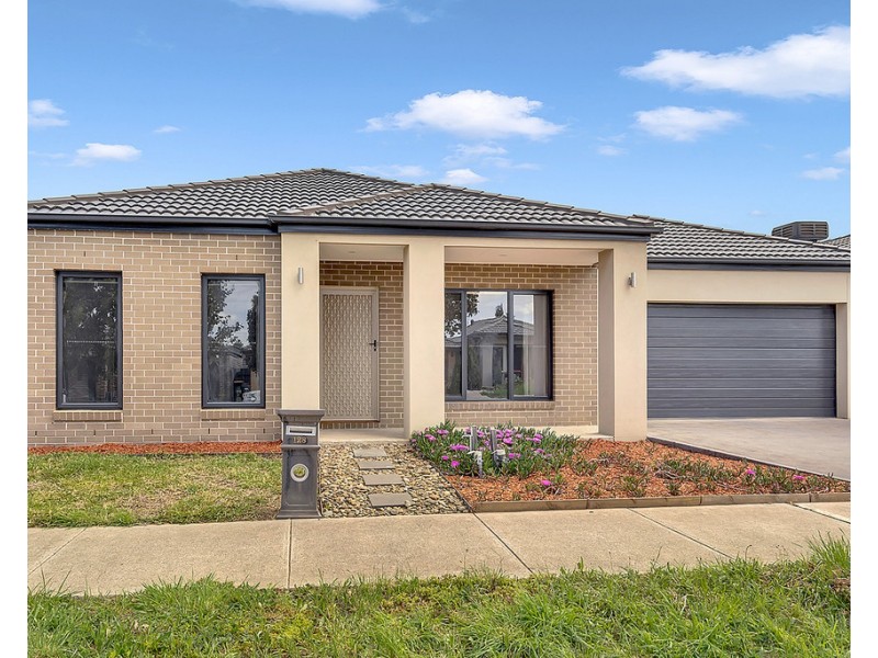 128 Wattletree Street, Craigieburn VIC 3064