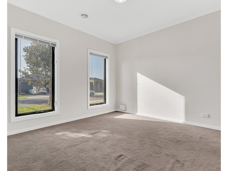 128 Wattletree Street, Craigieburn VIC 3064