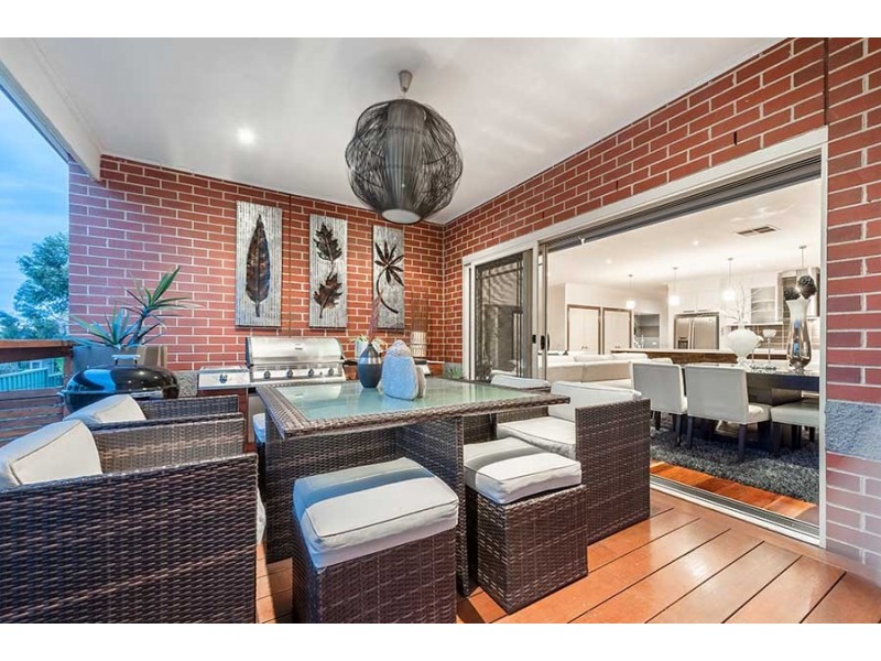 46 Malcolm Creek Parade, Craigieburn VIC 3064