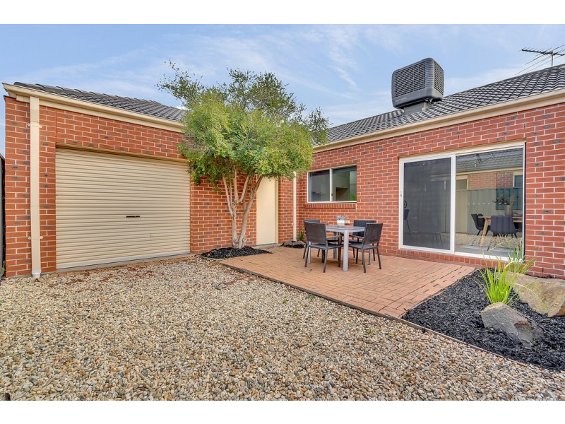 51 Mareeba Way, Craigieburn VIC 3064