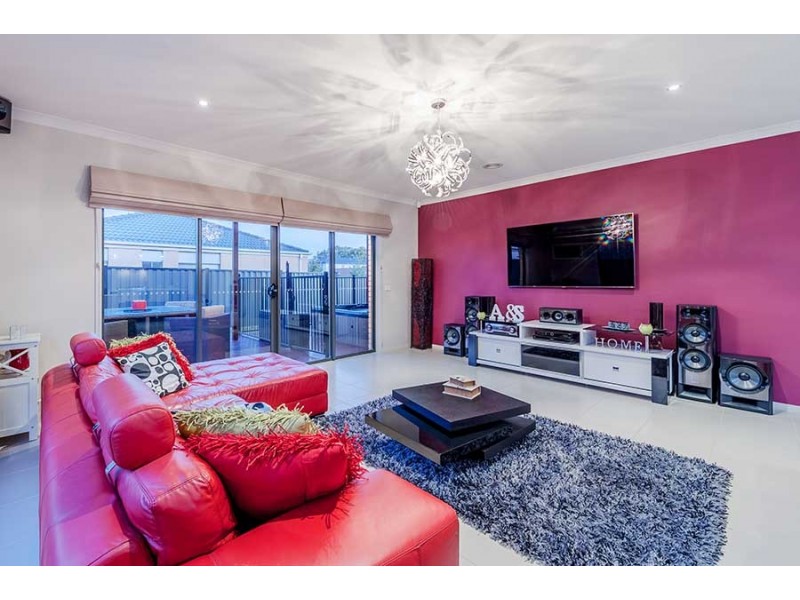 2 Melville Road, Craigieburn VIC 3064