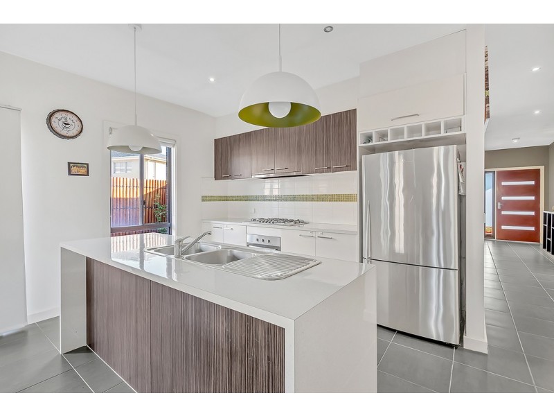 7 Galton Circuit, Craigieburn VIC 3064