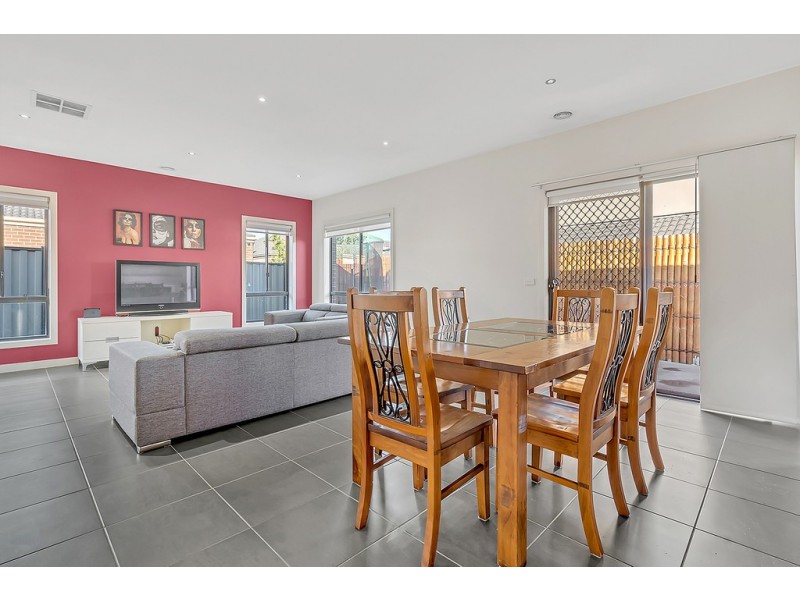 7 Galton Circuit, Craigieburn VIC 3064