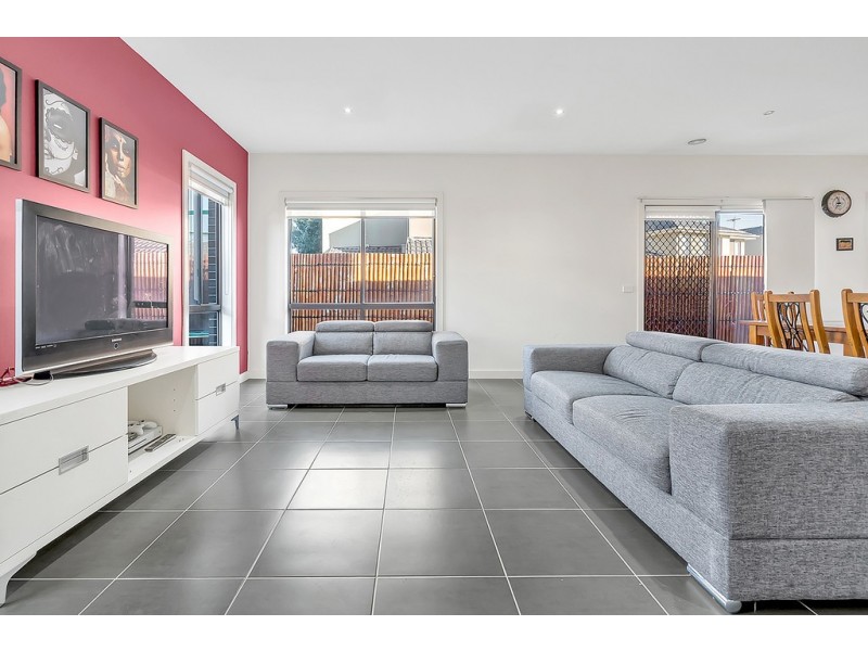 7 Galton Circuit, Craigieburn VIC 3064