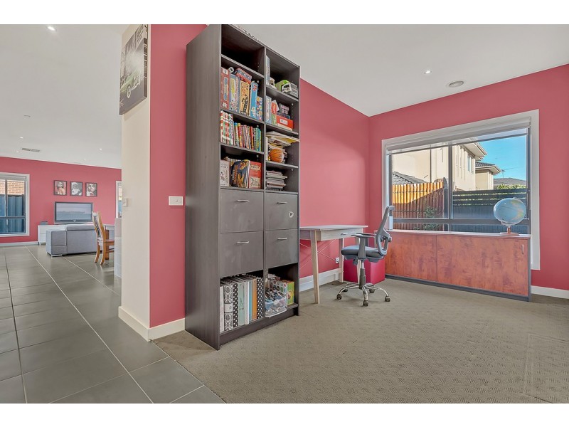 7 Galton Circuit, Craigieburn VIC 3064
